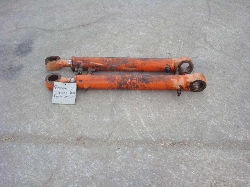 Pistón de dirección para Hitachi ZW220 Foto 1