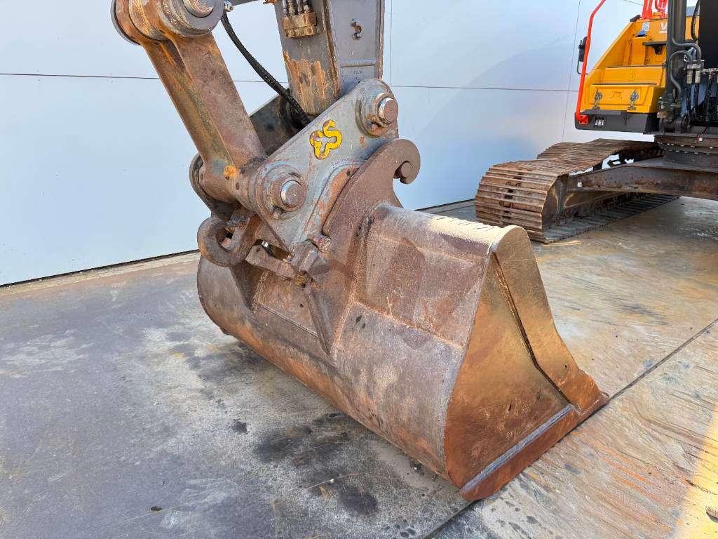 Volvo EC250EL - Hammer Lines / Quick Coupler Foto 15
