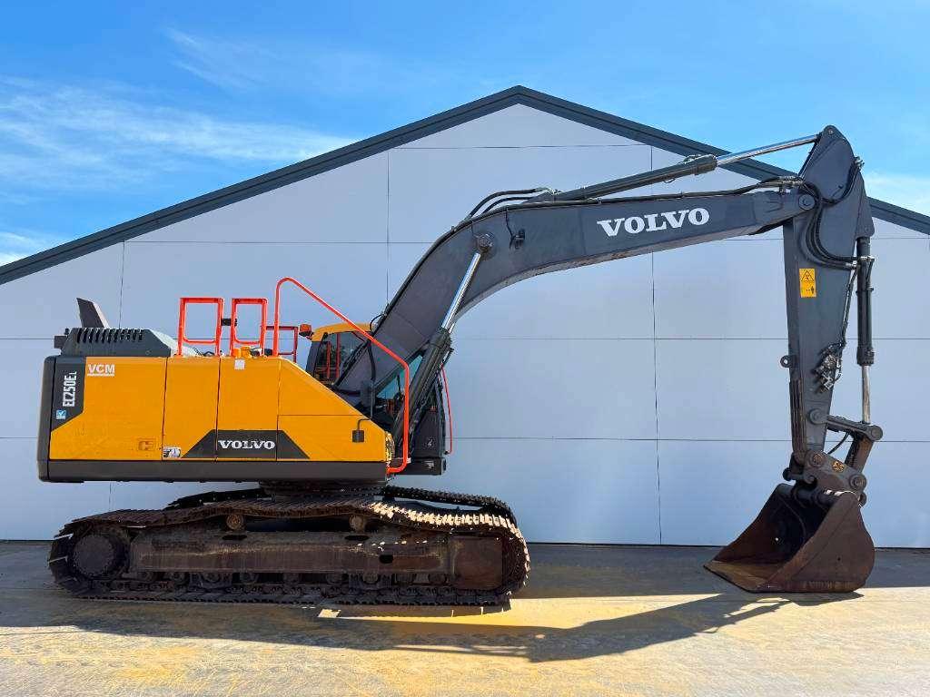 Volvo EC250EL - Hammer Lines / Quick Coupler Foto 6