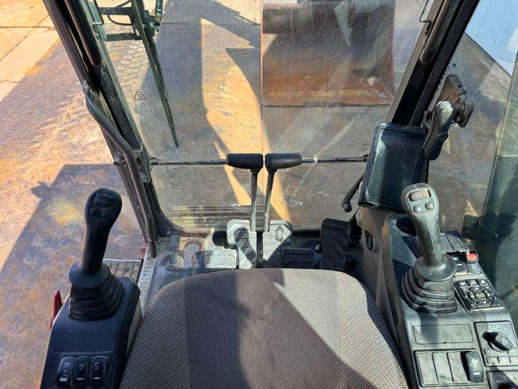 Volvo EC250EL - Hammer Lines / Quick Coupler Foto 9