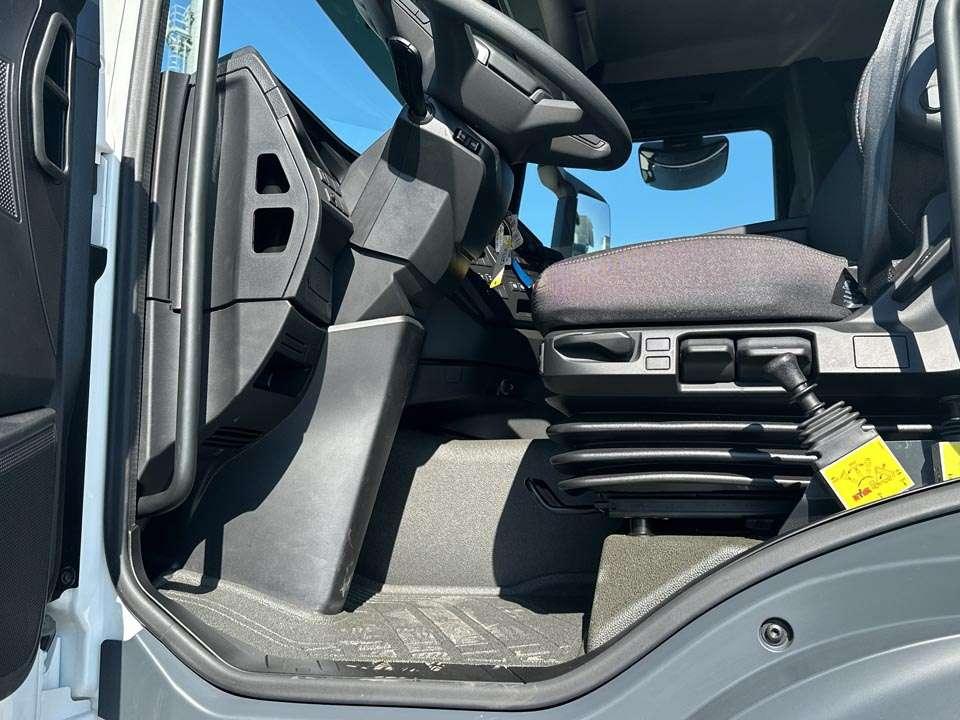 Man TGS 33.520 6x4 Foto 18