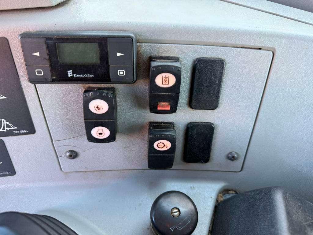 Caterpillar D8T LGP - GERMAN / Top Condition! Foto 16