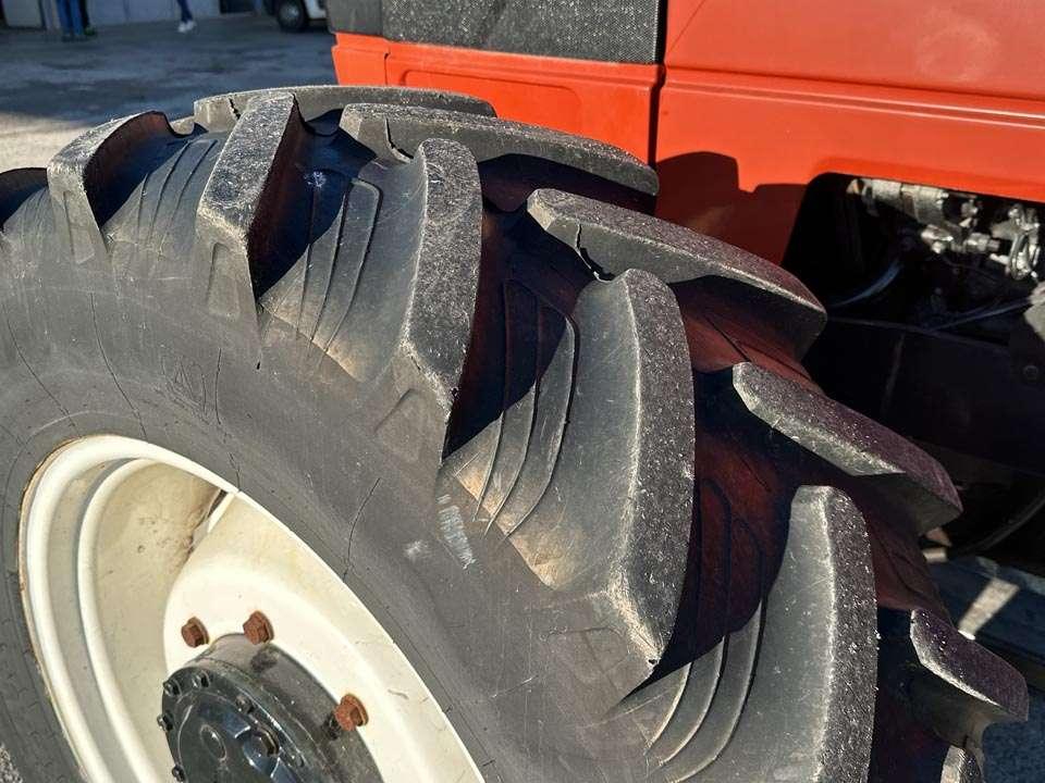 Fiat F100 DT 4X4 Foto 5
