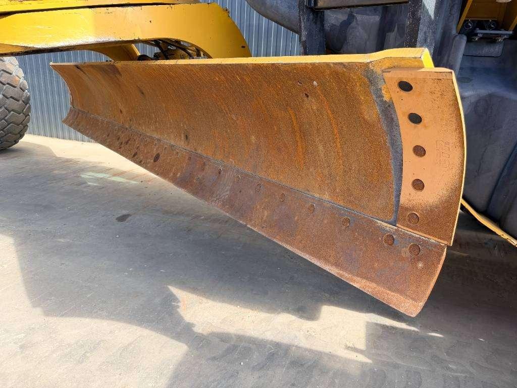 Caterpillar 140M2 Foto 18