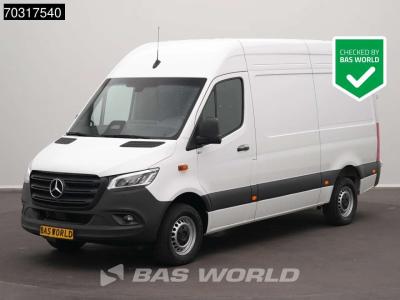 Mercedes-Benz Sprinter 317 CDI Automaat 2025-Model L2H2 LED Navi Airco Cruise Camera 10inch MBUX CarPlay Parkeers vendida por BAS World B.V.