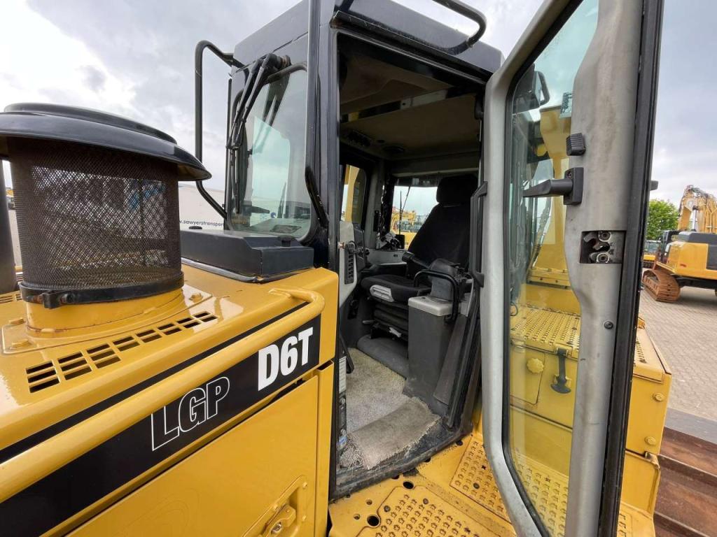 Caterpillar D6T LGP Foto 18