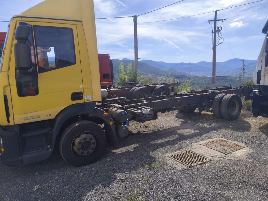 Iveco EUROCARGO CUBE 120E28P Foto 11