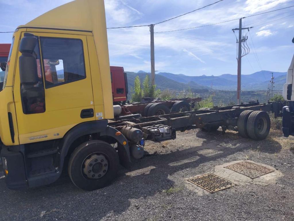 Iveco EUROCARGO CUBE 120E28P Foto 14