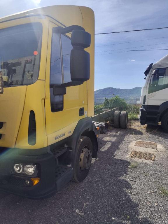 Iveco EUROCARGO CUBE 120E28P Foto 15