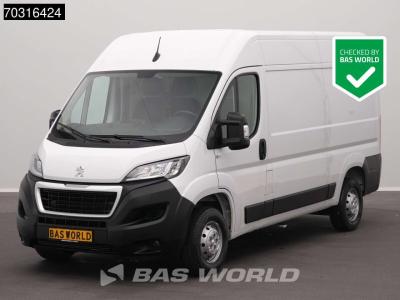 Peugeot Boxer 140PK L2H2 Airco Cruise Parkeersensoren Euro6 L2 A/C Cruise control vendida por BAS World B.V.