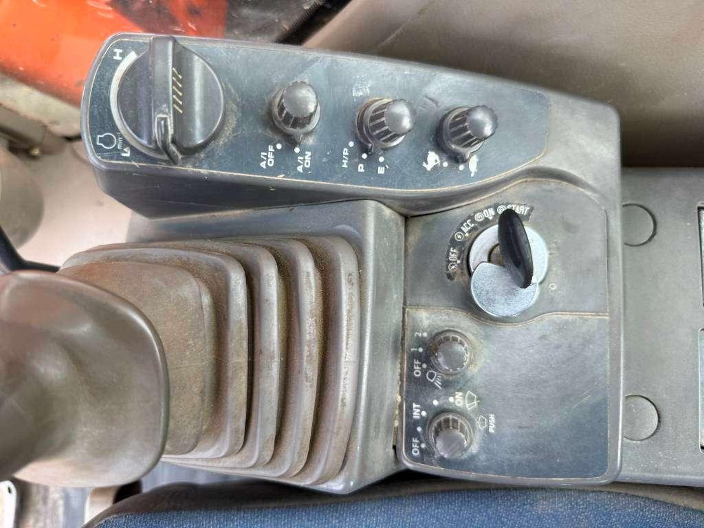 Hitachi ZX110-3 - Hammer Lines / Quick Coupler Foto 10