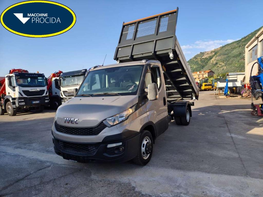 Iveco DAILY 35-130 Foto 1