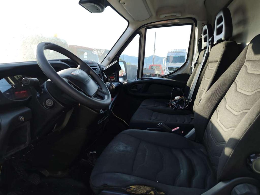 Iveco DAILY 35-130 Foto 11