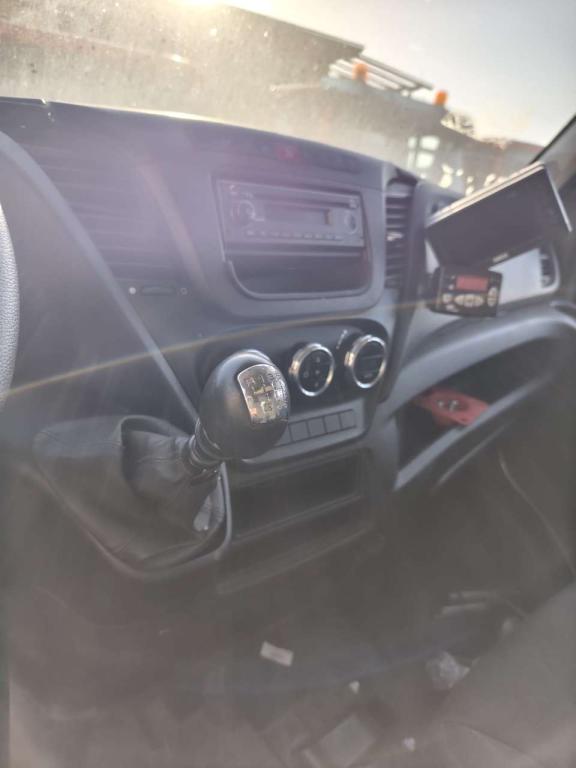 Iveco DAILY 35-130 Foto 5