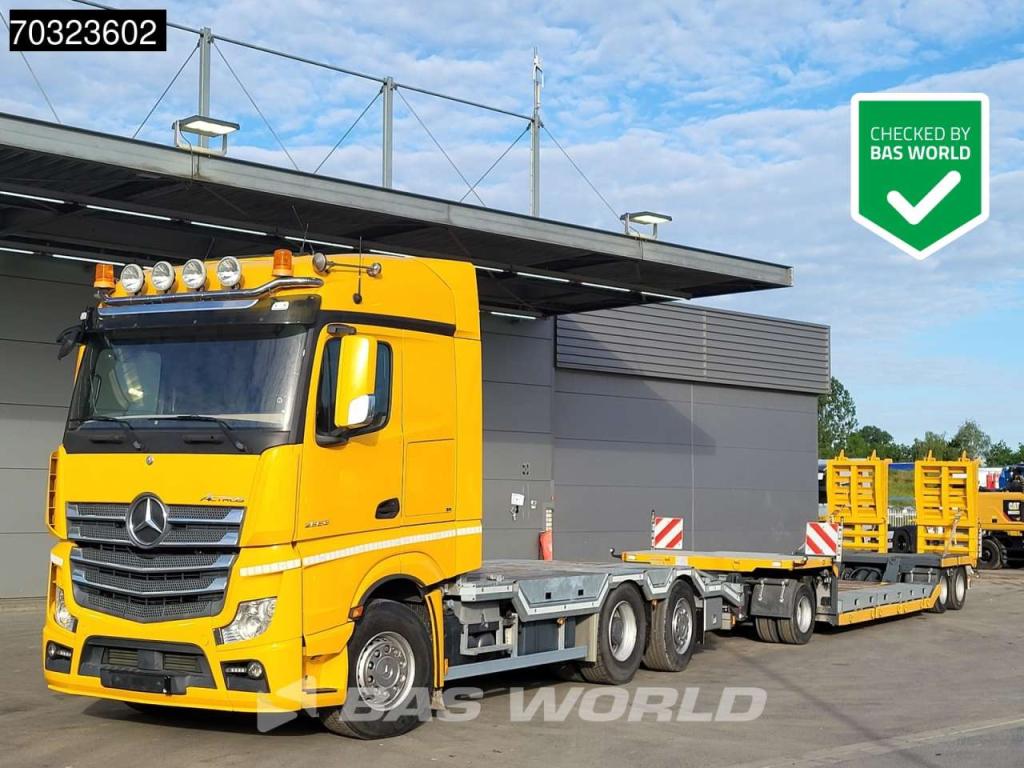 Mercedes-Benz Actros 2563 Actros 6X2 Foto 1