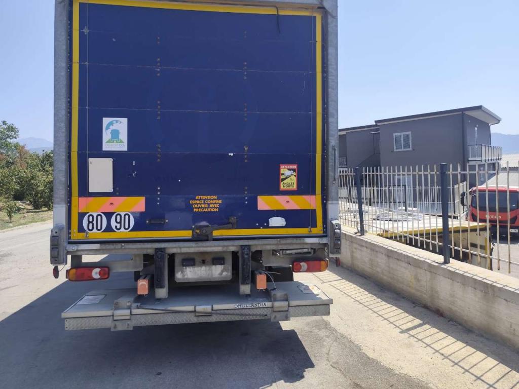 Iveco EUROCARGO CUBE 120-220 Foto 12