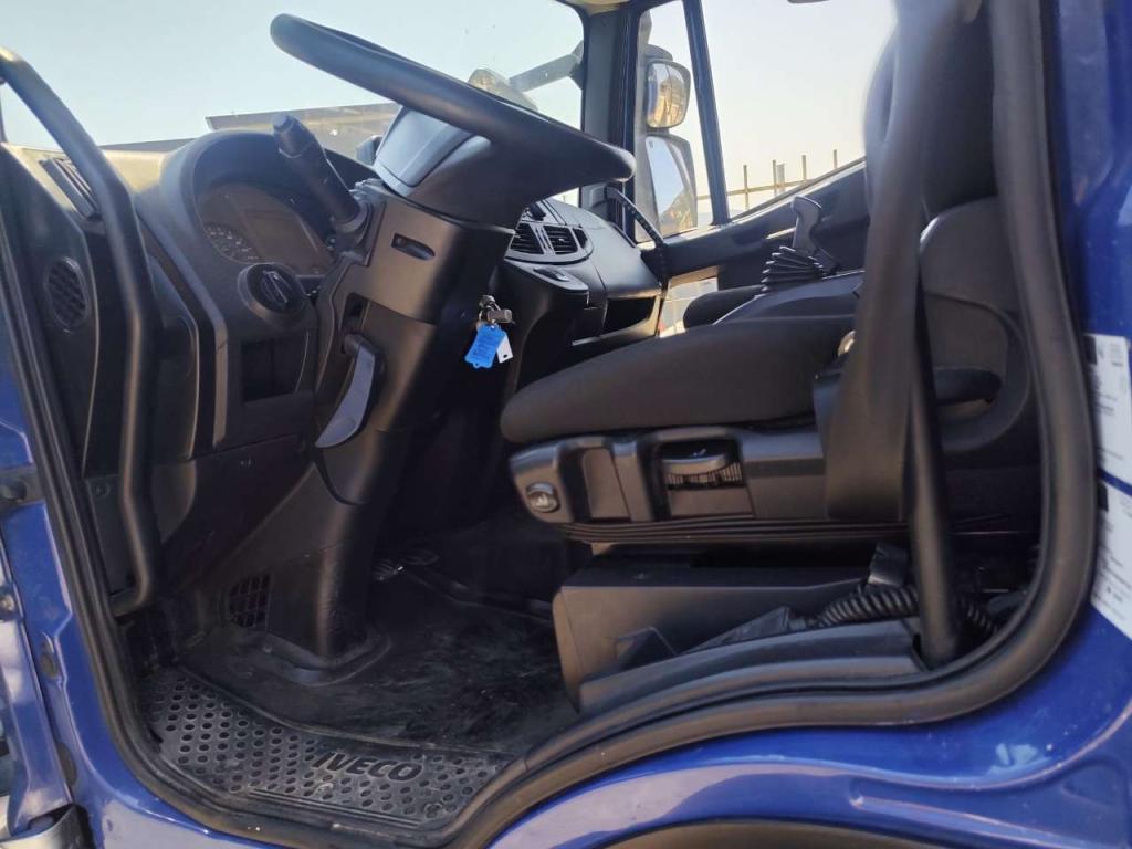 Iveco EUROCARGO CUBE 120-220 Foto 4