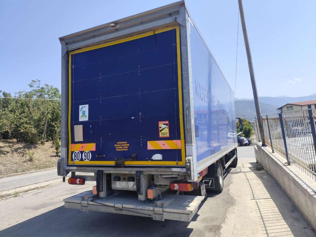 Iveco EUROCARGO CUBE 120-220 Foto 8