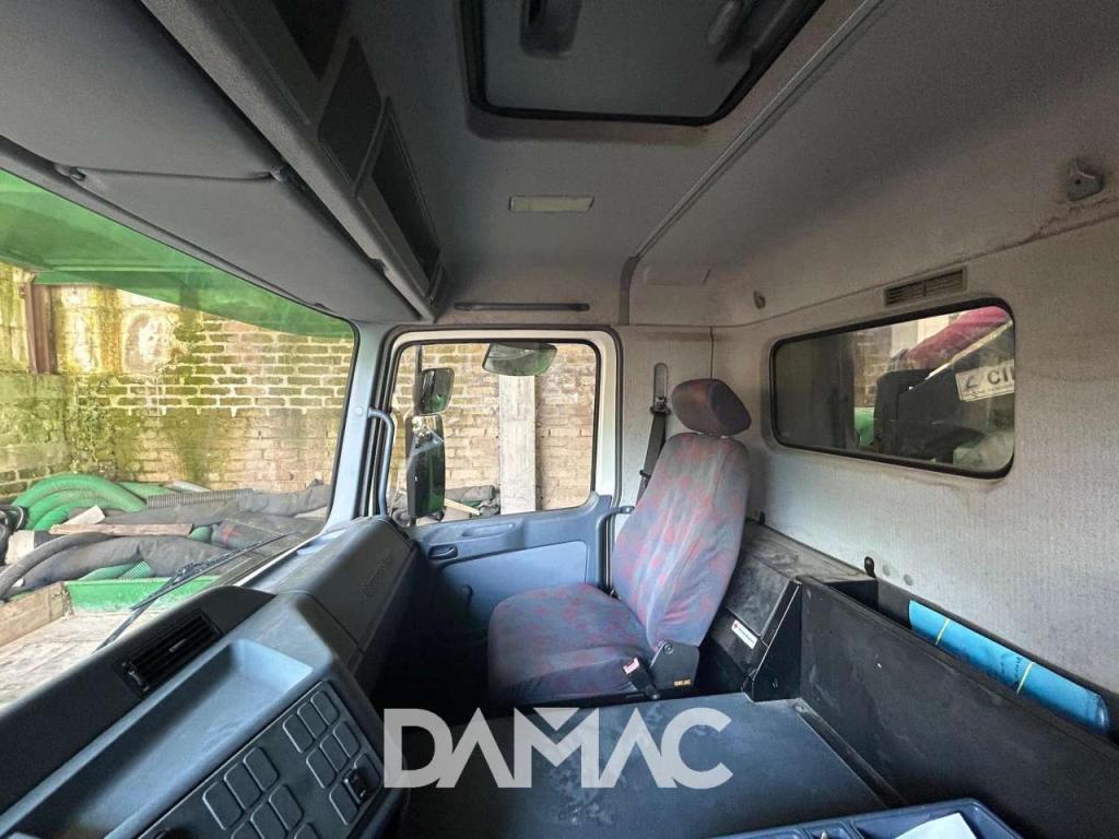 Mercedes-Benz ACTROS 1831 Foto 20