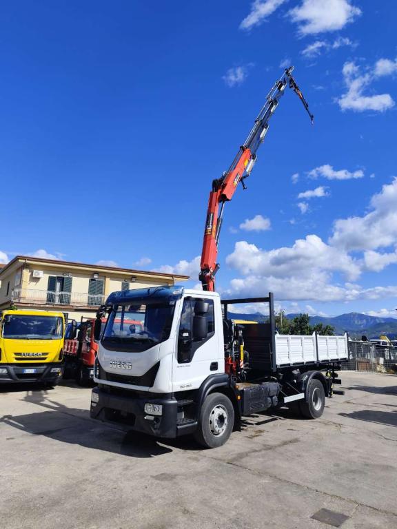 Iveco EUROCARGO 160-250 Foto 3