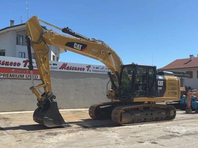 Caterpillar 323FLN vendida por Massucco T. Srl