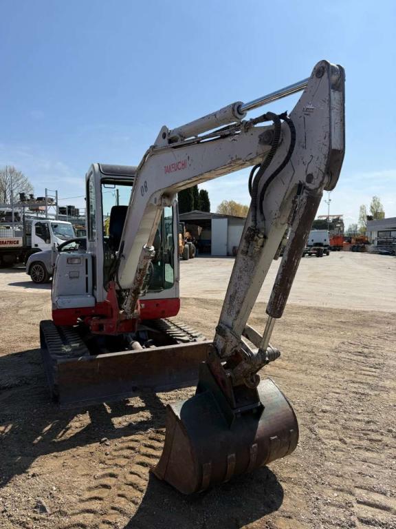 Takeuchi TB 135 Foto 2