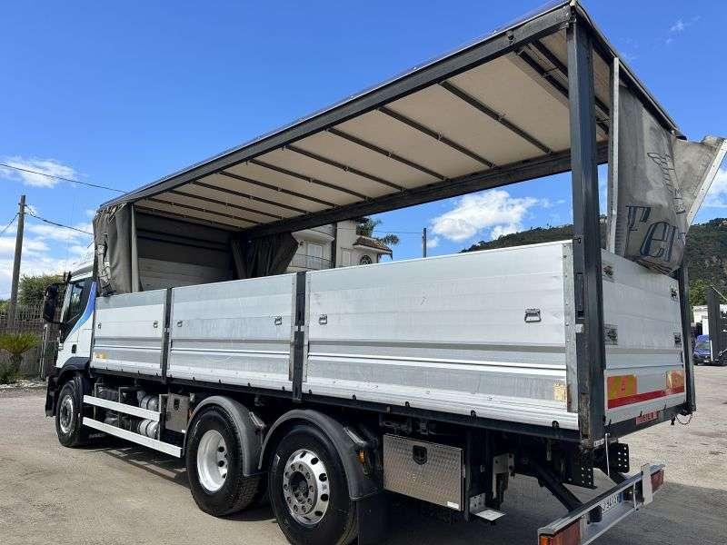 Iveco Stralis 460 Foto 4