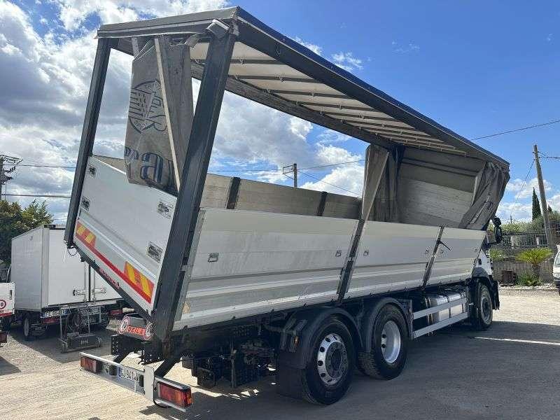 Iveco Stralis 460 Foto 9