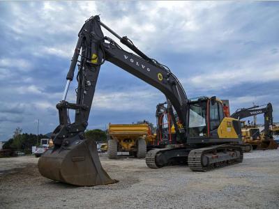 Volvo EC210FNL5 vendida por Balavto