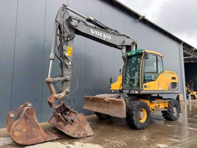Volvo EW160D Foto 1