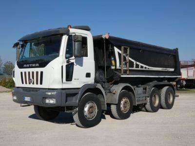Astra HD8 8444 vendida por Effretti Srl