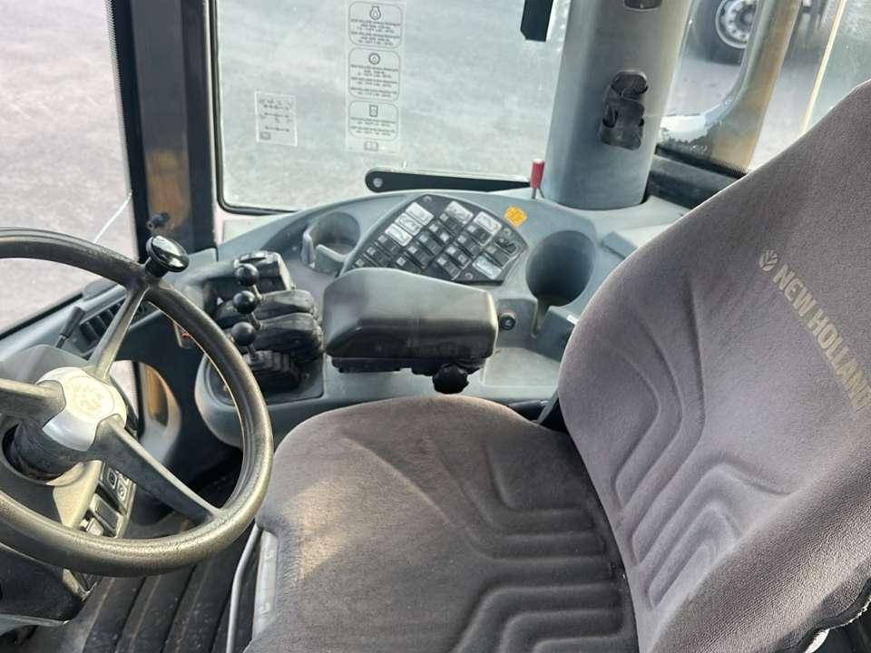 New Holland W 110 B Foto 7