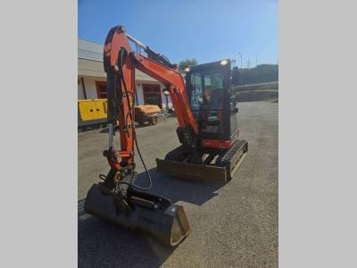 Kubota U27-4 vendida por Omeco Spa