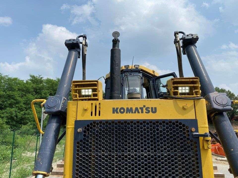 Komatsu D155A-3 Foto 9