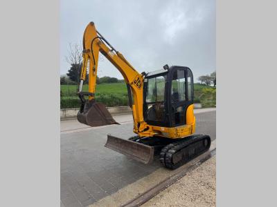 JCB 8032Z vendida por Omeco Spa