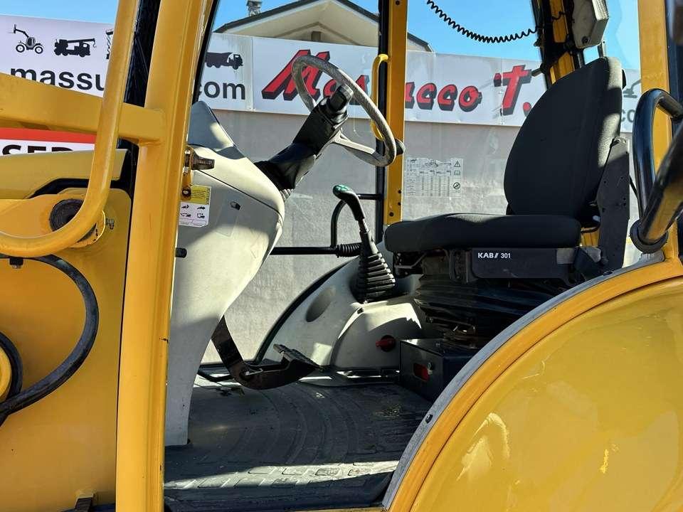 Komatsu WB97R Foto 10
