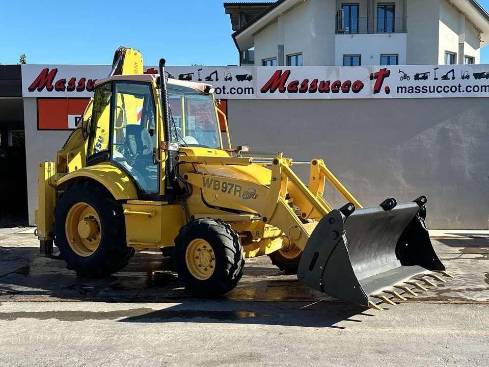 Komatsu WB97R Foto 15