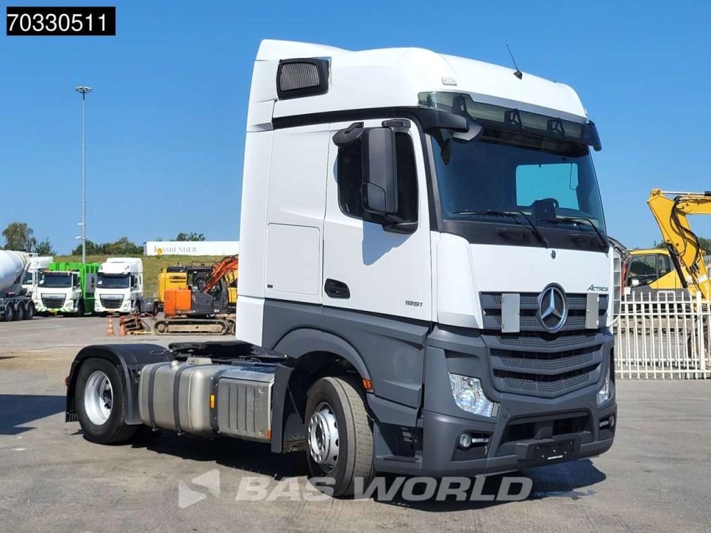 Mercedes-Benz Actros 1851 4X2 BigSpace 2x Tanks M.O.T. Foto 5