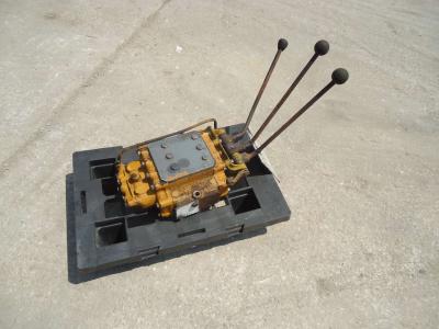 Distribuidor hidraulico para Fiat Allis FL4C-D-L- vendida por OLM 90 Srl