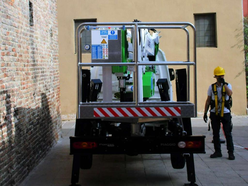 Comet Officine 14/2/6 Foto 6