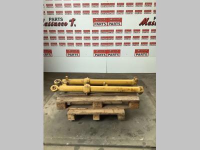Cilndro de levantamiento para Fiat Hitachi FD 145 vendida por Massucco T. Srl Area Ricambi