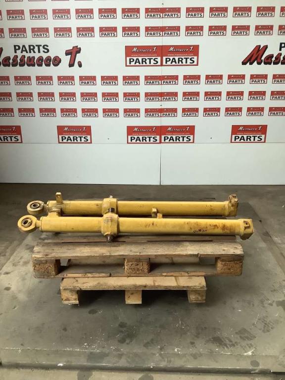 Cilndro de levantamiento para Fiat Hitachi FD 145 Foto 1