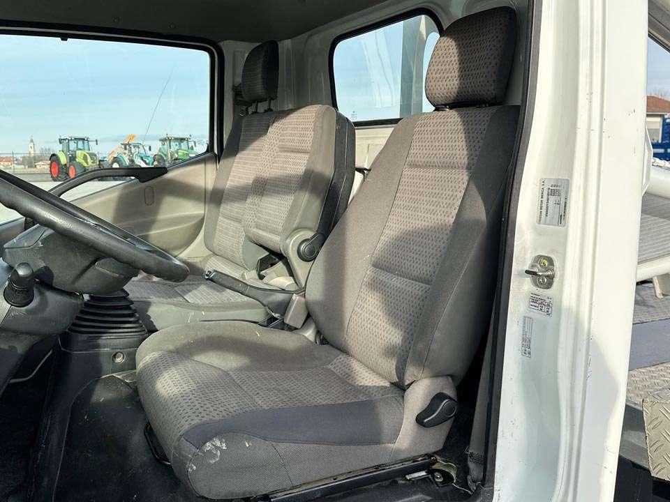 Nissan 35.11 MX 225 Foto 15