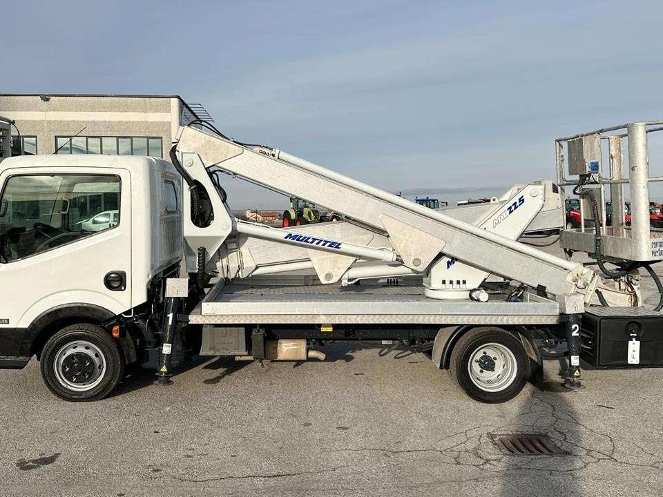 Nissan 35.11 MX 225 Foto 2