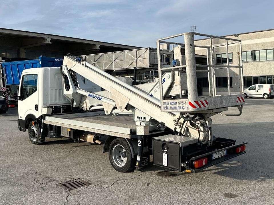 Nissan 35.11 MX 225 Foto 3