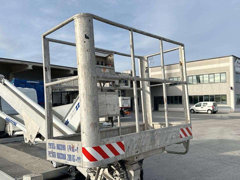 Nissan 35.11 MX 225 Foto 8