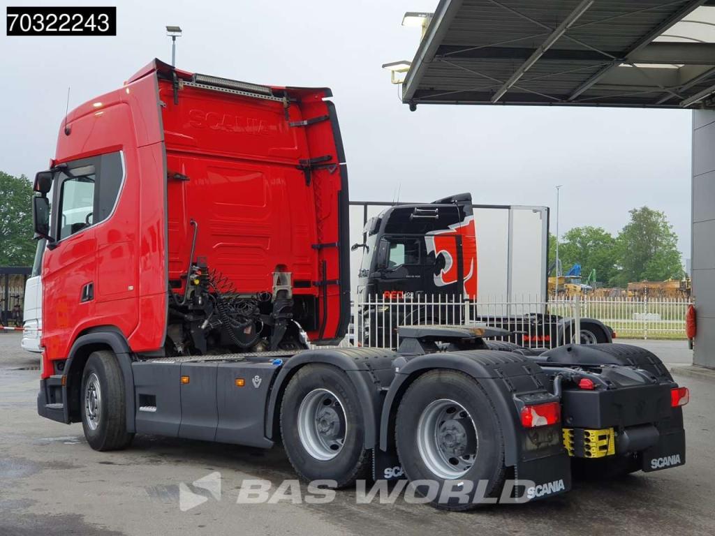 Scania S590 6X4 Retarder 2xTanks Big-Axle ACC Standklima Foto 2