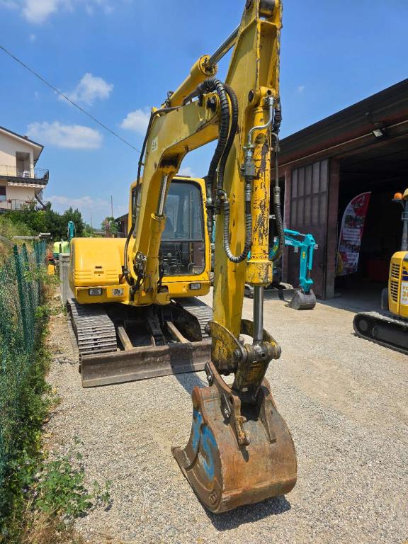 Komatsu PC75-R Foto 3