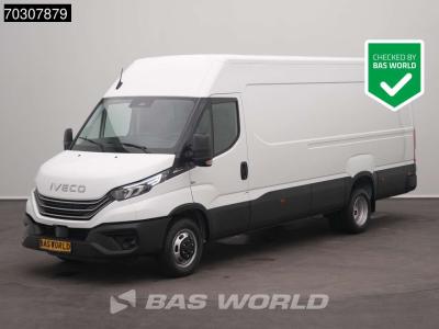 Iveco Daily 35C21 3.0L Automaat Dubbellucht L3H2 LED ACC Airco Camera CarPlay Parkeersensoren Stoelverwar vendida por BAS World B.V.
