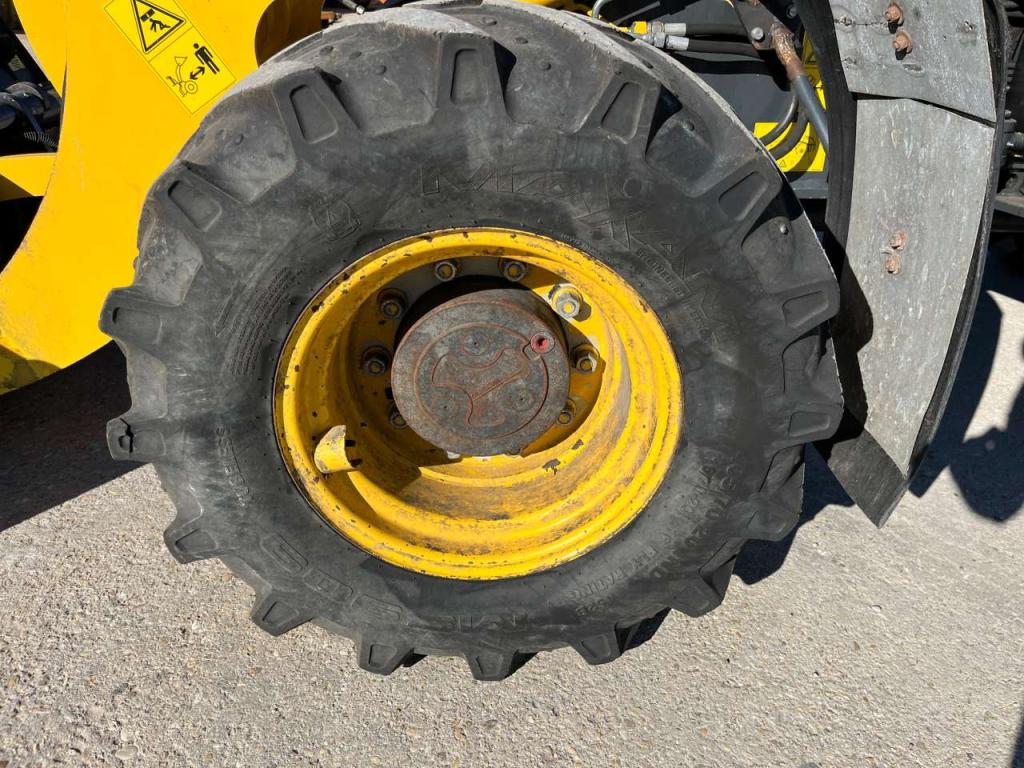 Komatsu WA100M-7 Foto 11